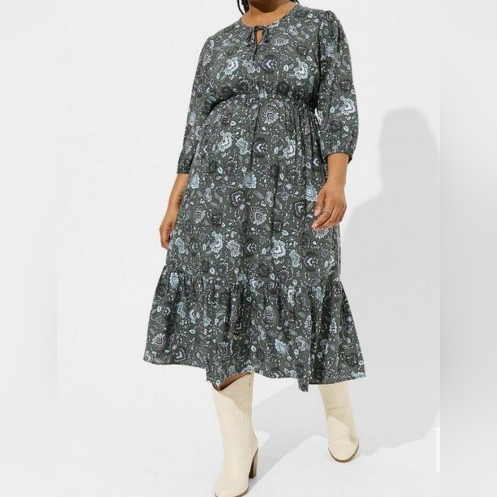 Torrid Tea Length Challis Front Dress - Size 3